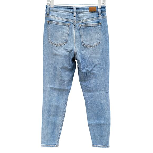 Judy Blue Slim Fit Jeans Medium Wash Stretchy Size 3/26 Women's Straight Leg - Picture 4 of 6